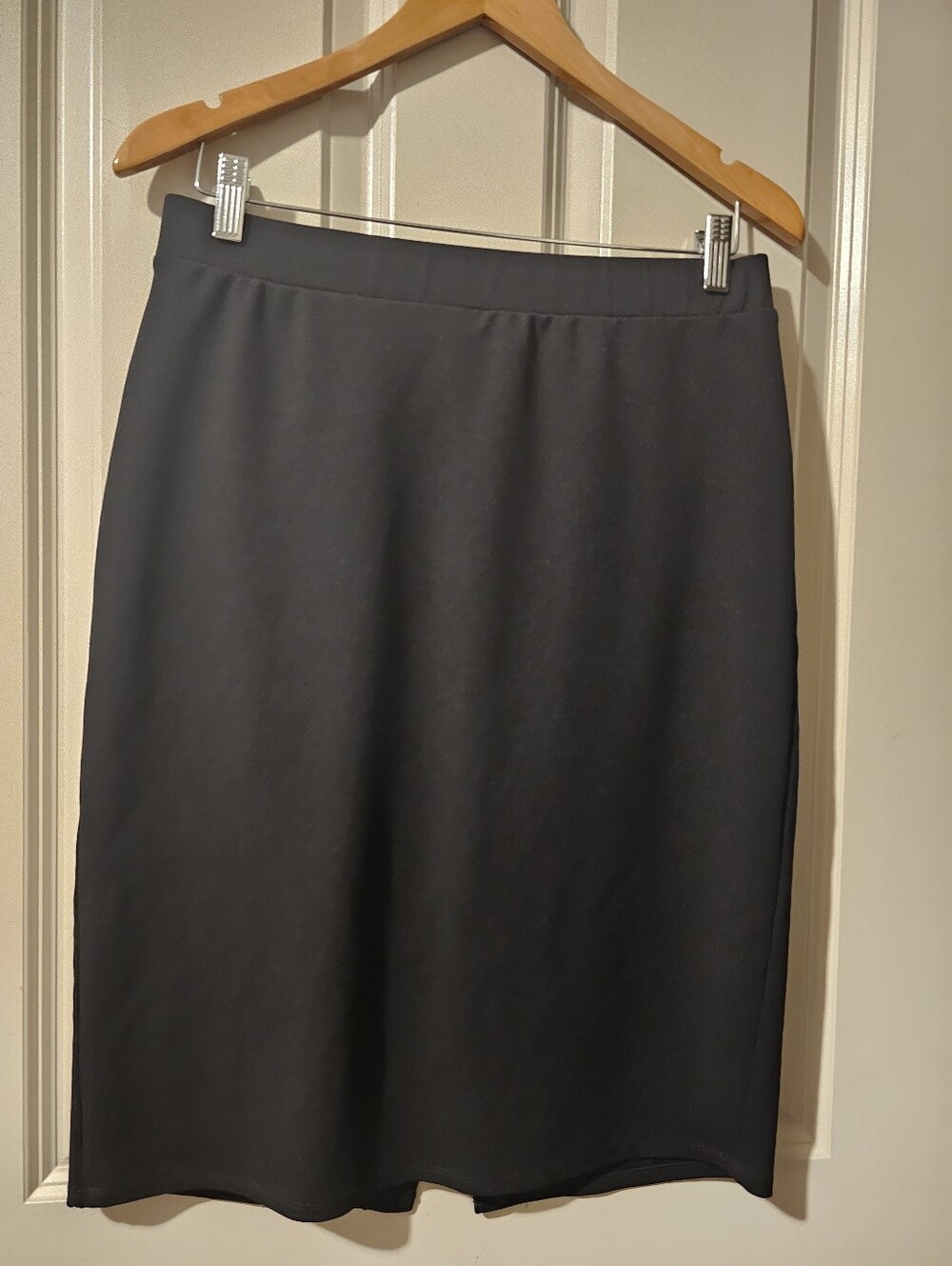 NYC Black Pencil Skirt M